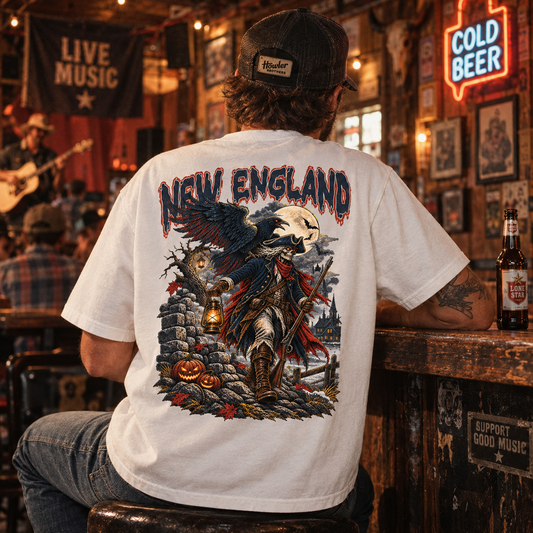 New England Football Halloween Minuteman Vintage Graphic T-Shirt